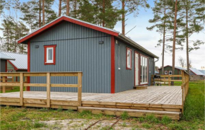 3 Bedroom Amazing Home In Löttorp, Löttorp